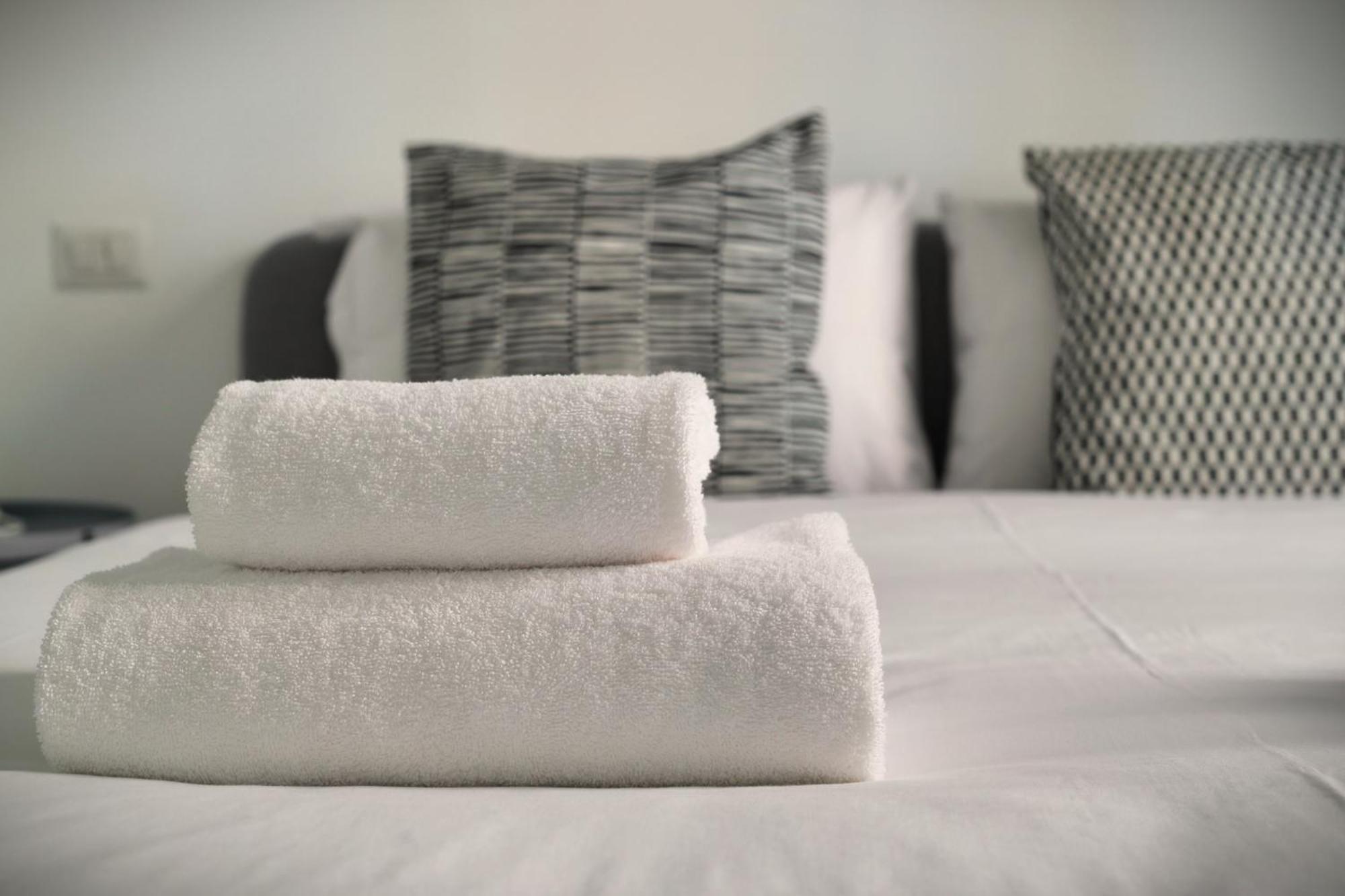 Just Urban Stays - Bright And Functional Apartment - Corso Genova Milano Eksteriør billede