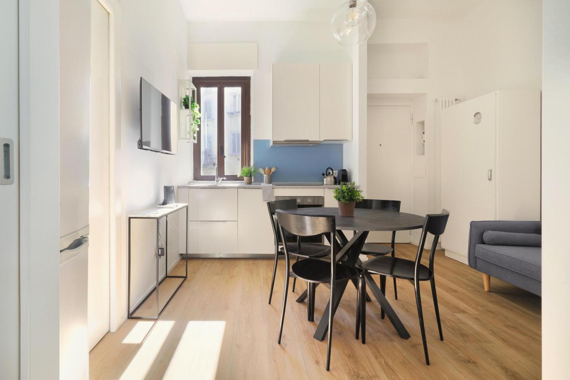 Just Urban Stays - Bright And Functional Apartment - Corso Genova Milano Eksteriør billede